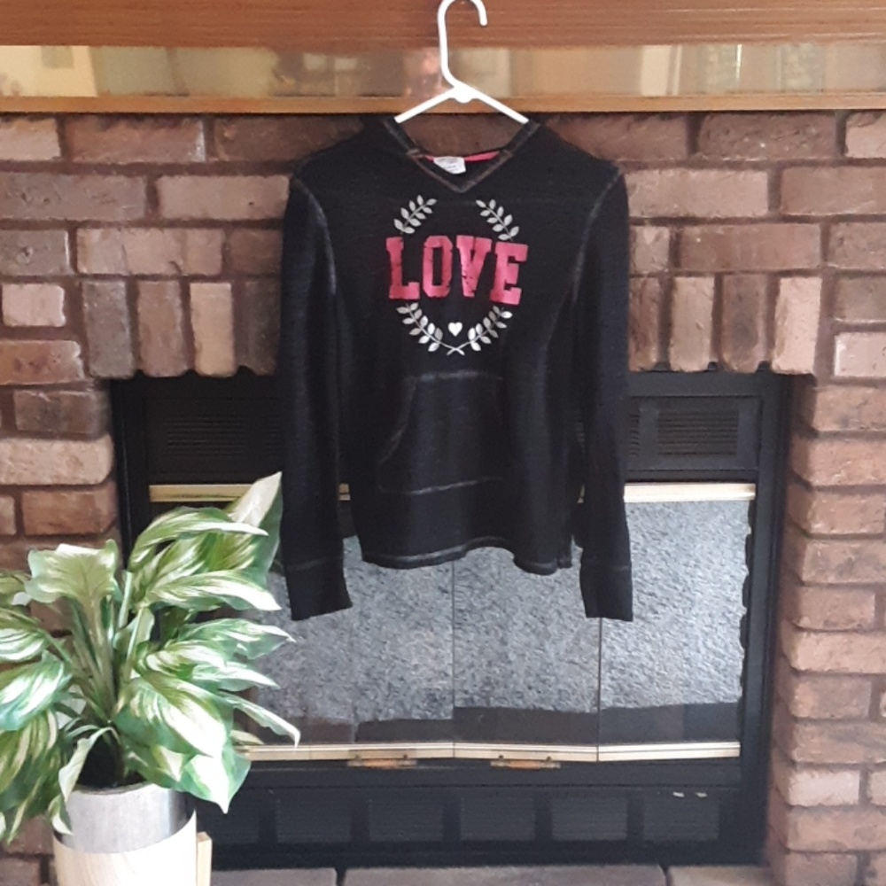 LOVE Sweatshirt